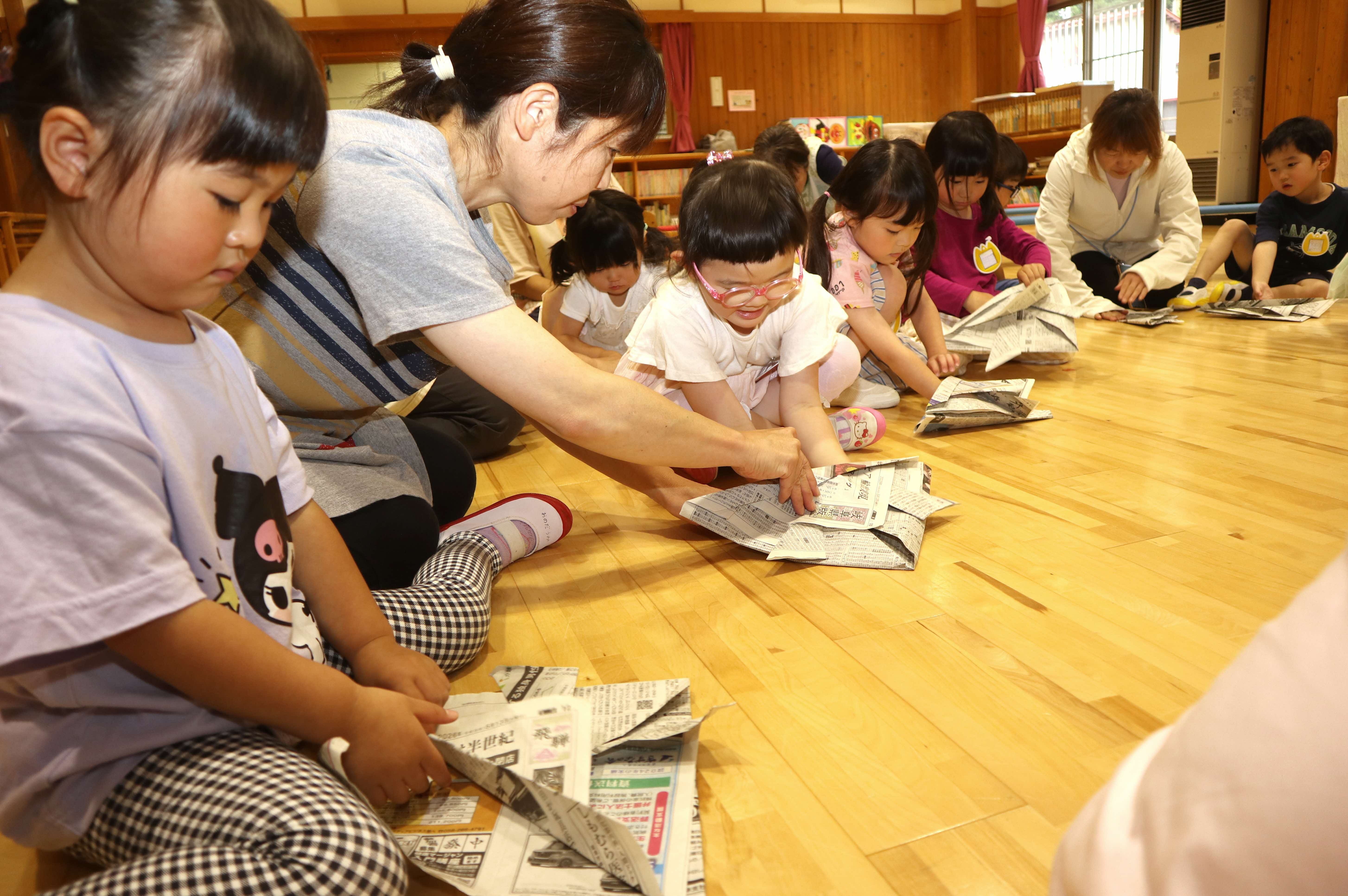 健やかな成長を願って…河合、宮川両園が旧暦「こどもの日」祝う