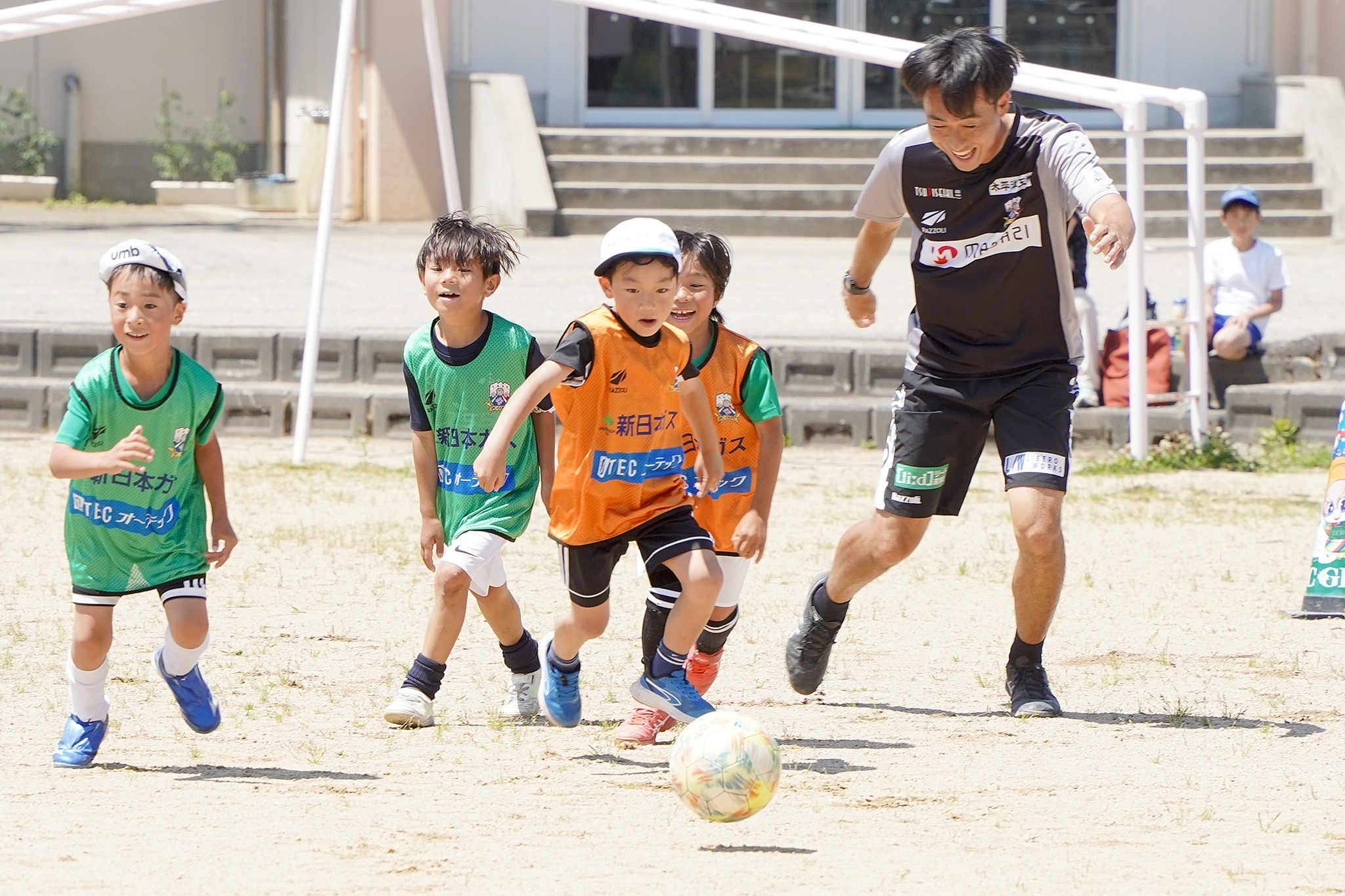 FC岐阜が子どもサッカー教室を開催