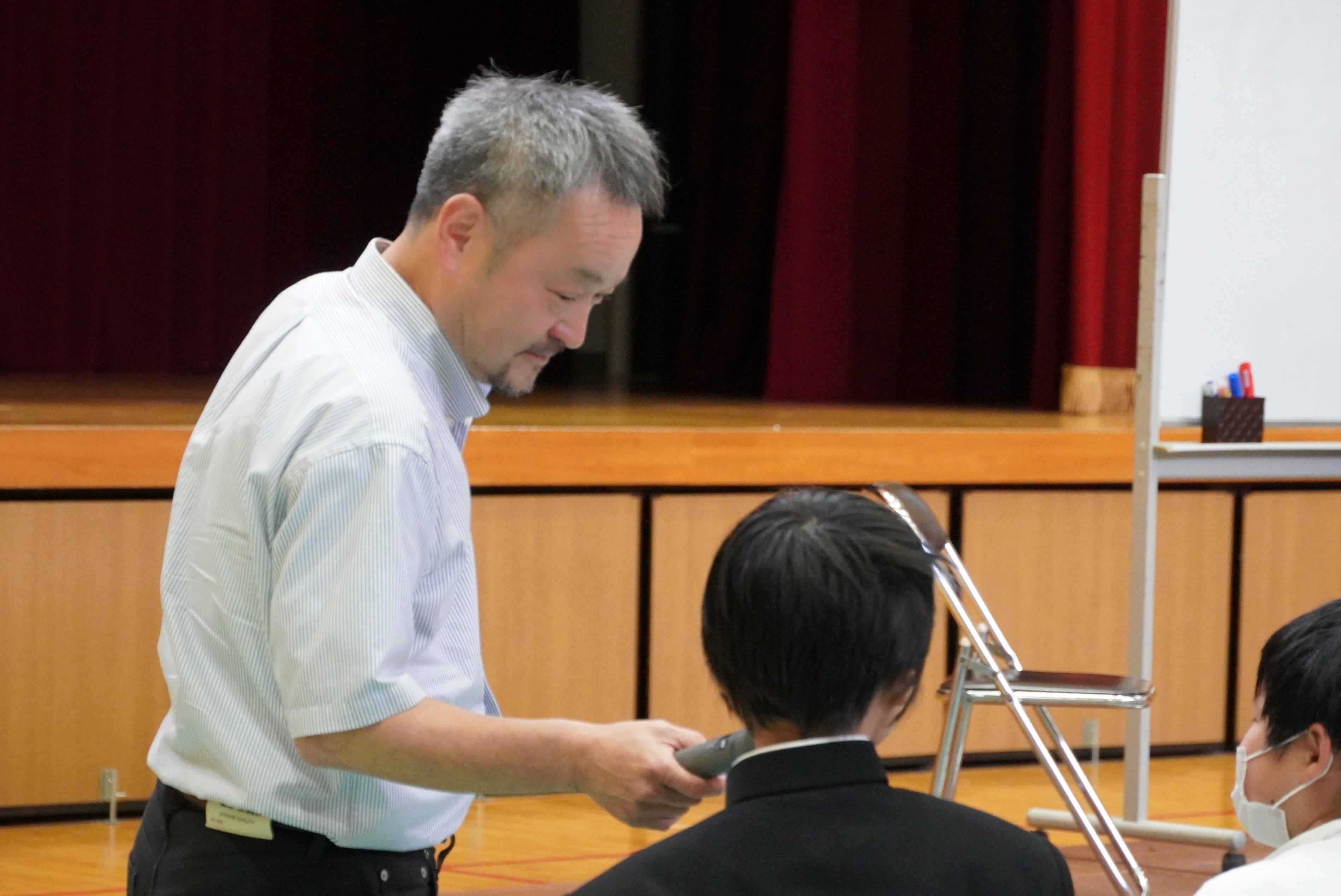 神岡中学校で「山と宇宙と希望の学校」が開催されました
