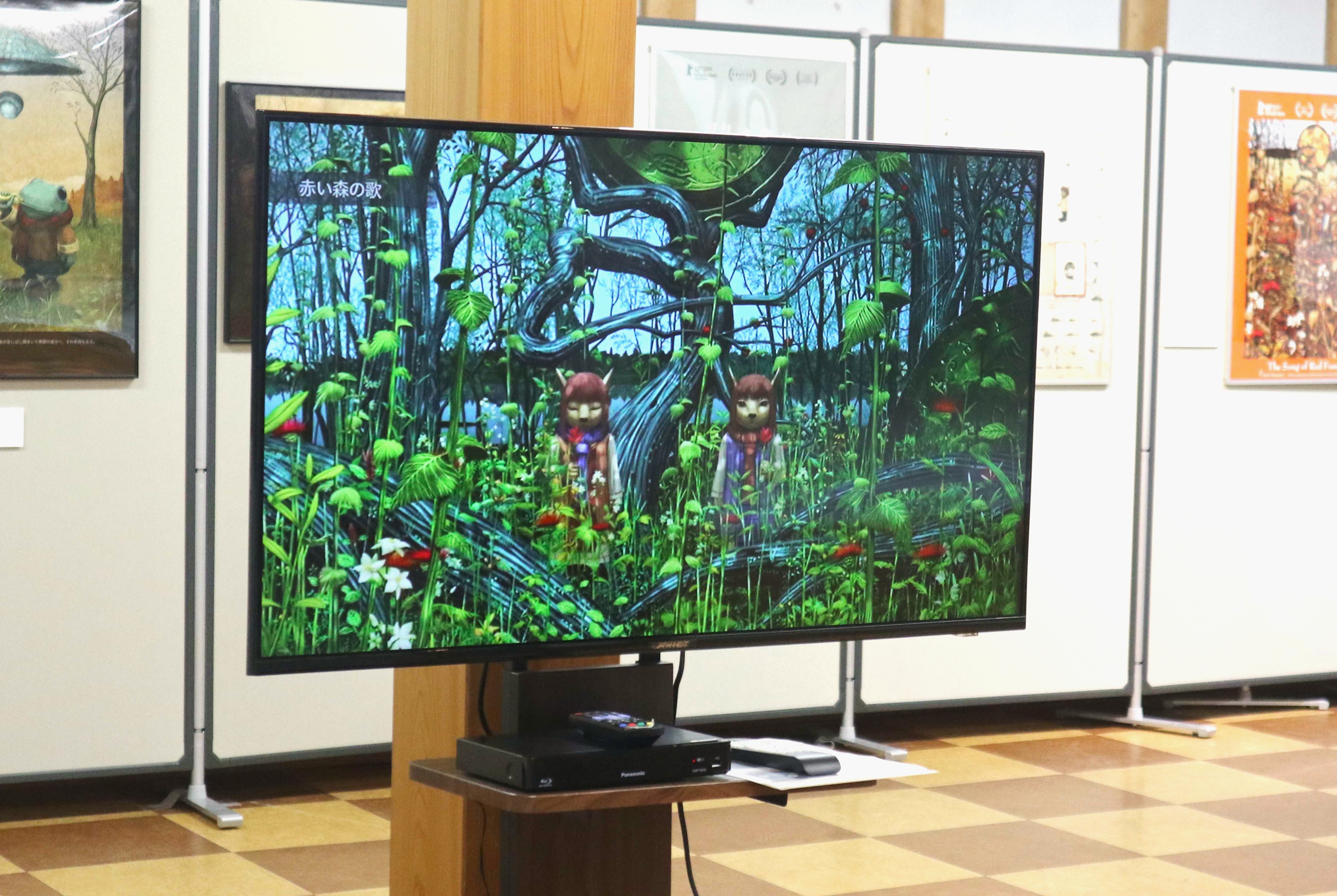 飛騨市出身の映像作家・泉原さんのリバイバル展を開催