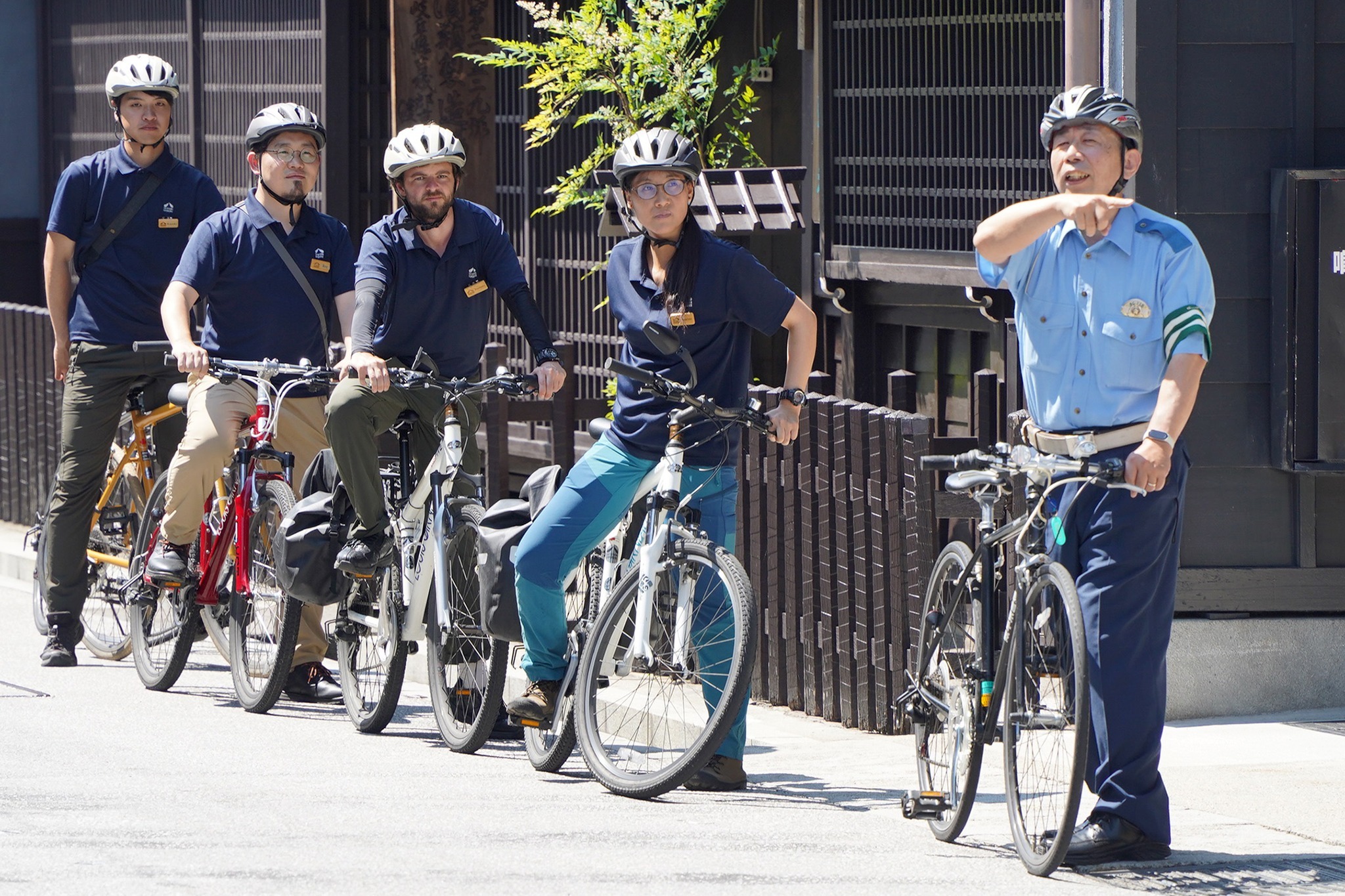 外国人向けの事業者を対象に交通ルール等講習会などを実施