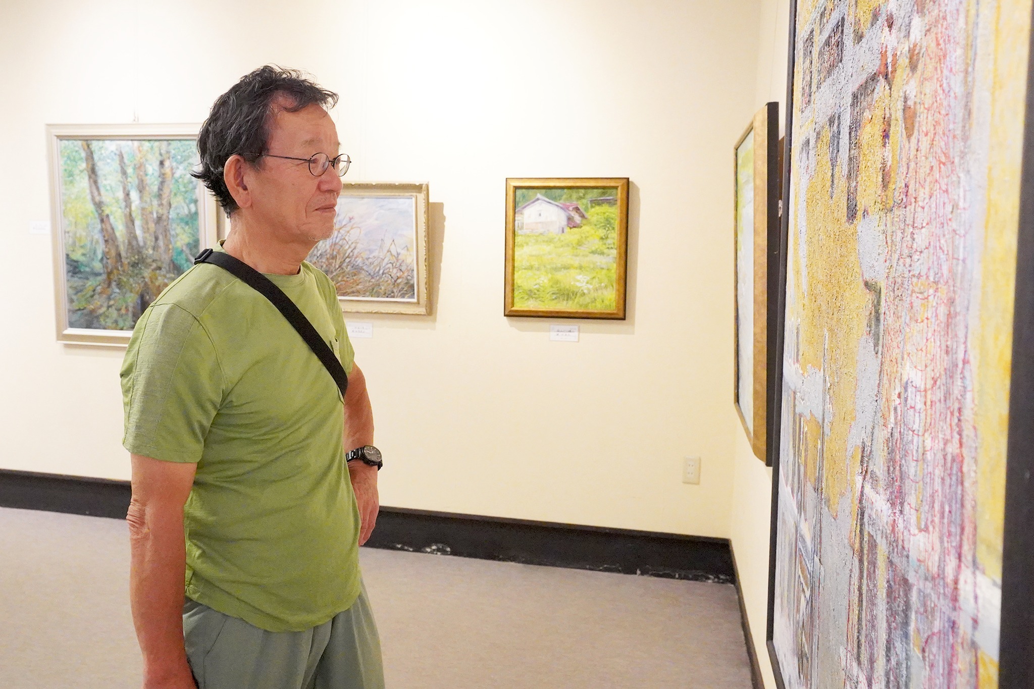 絵画サークル「一光会」が会員らの作品を展示