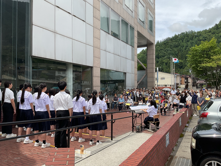 神岡中学生が市内で『学級企画活動』を実施しました。