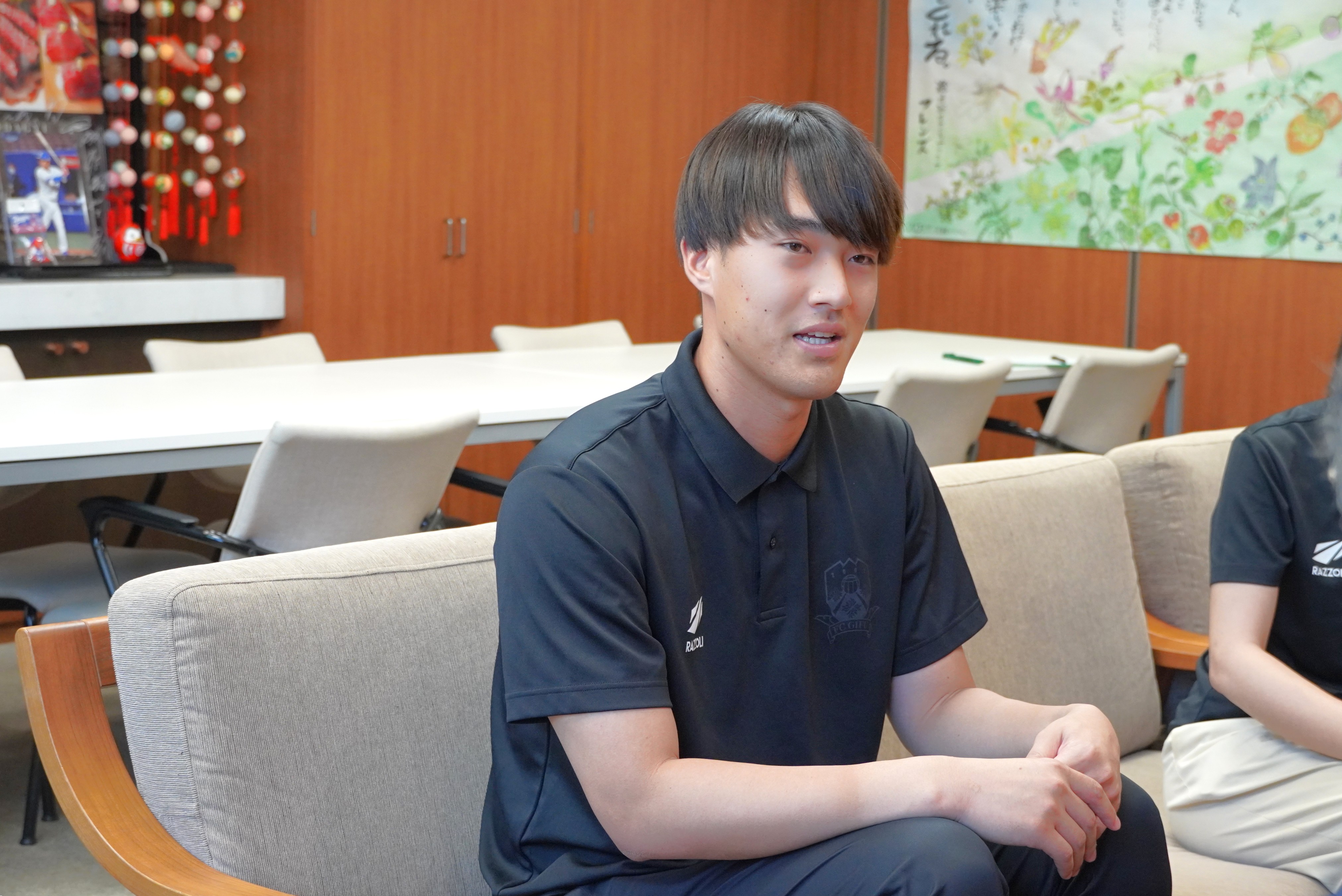 FC岐阜ホームタウン応援大使が表敬訪問しました