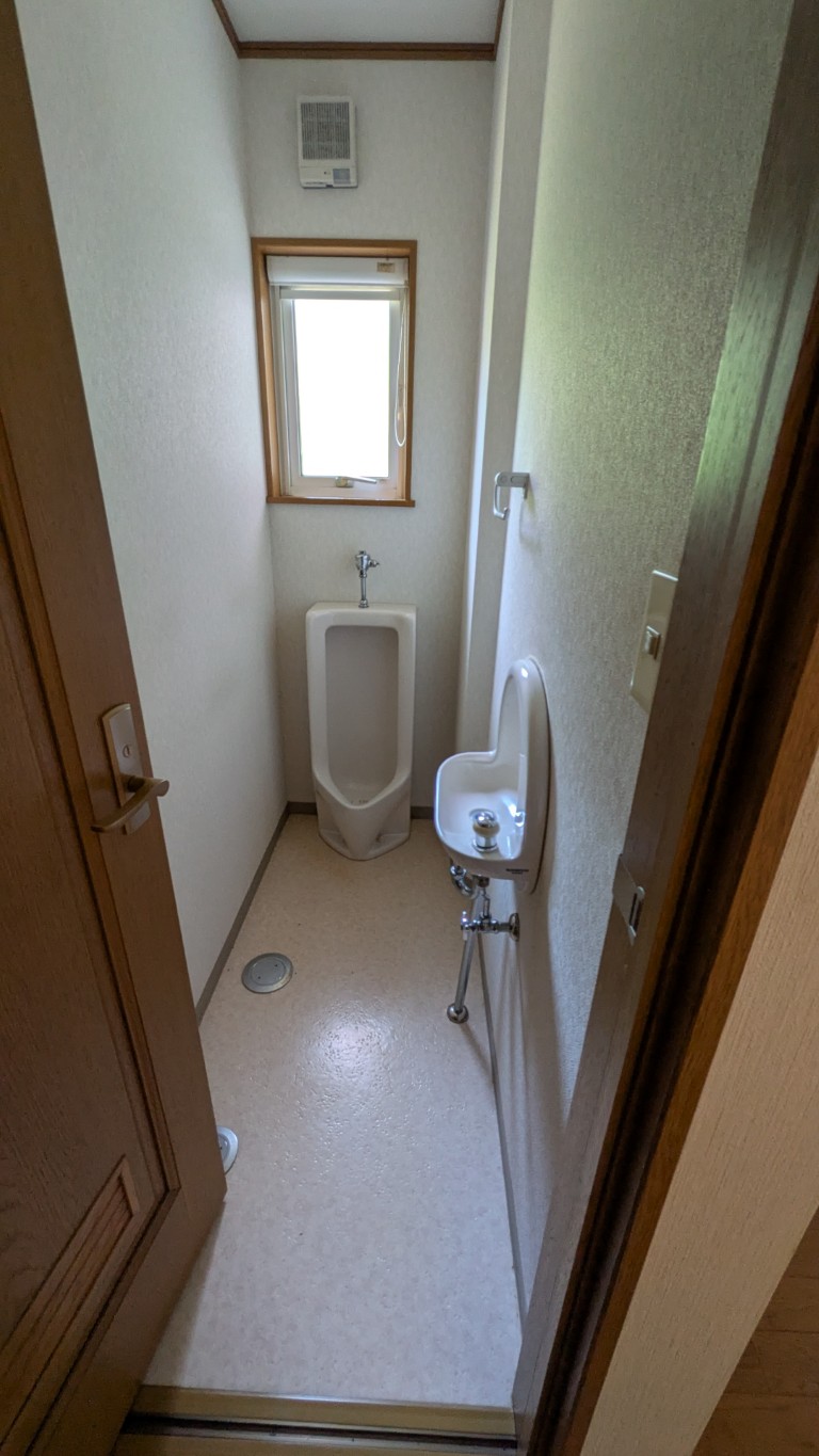1階トイレ②