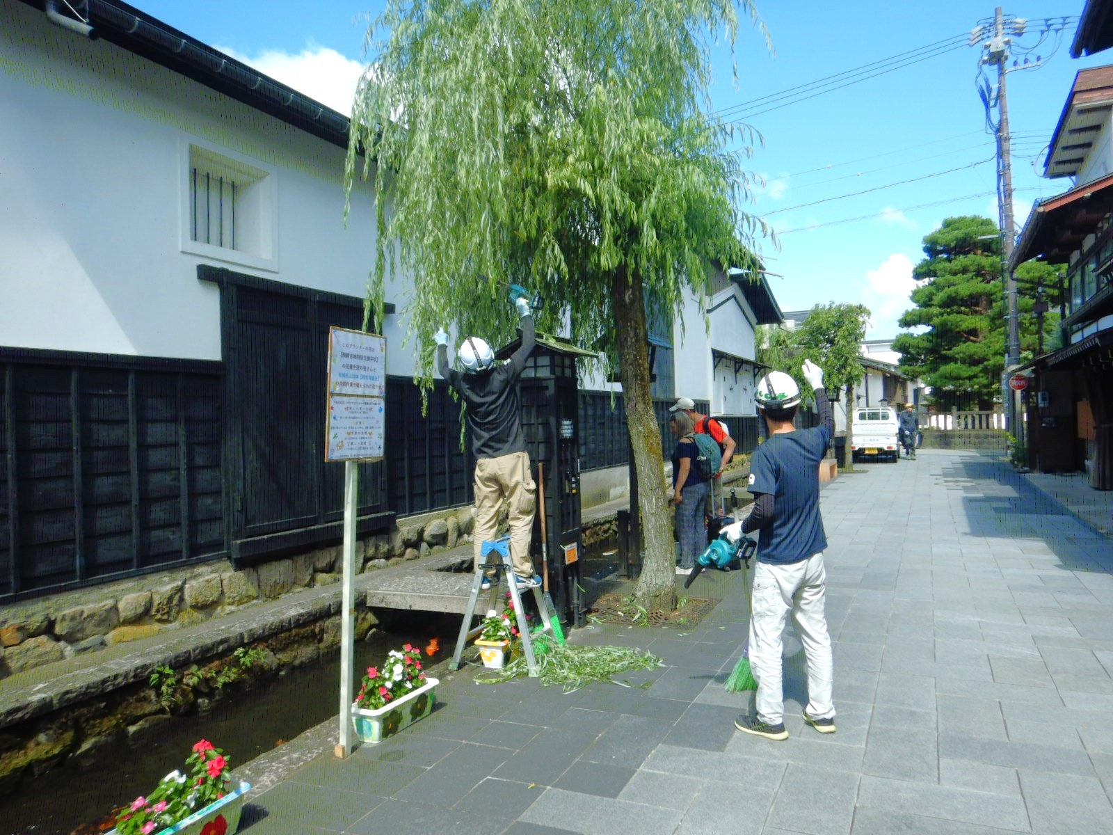 吉城電友会、美しい町並みを自分たちの手で