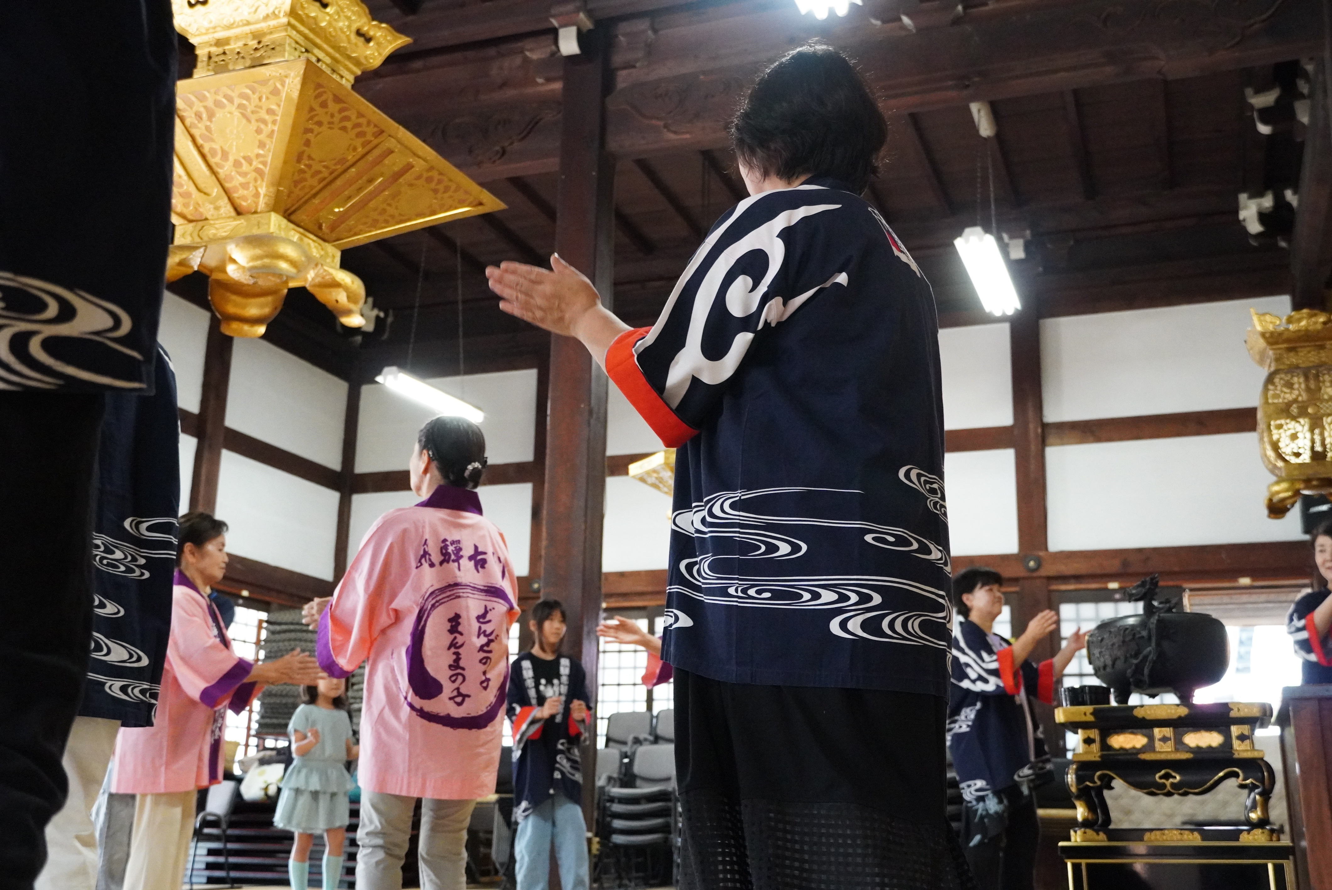白壁キャンドルナイトに向け中学生と小学生が盆踊りの稽古に挑戦
