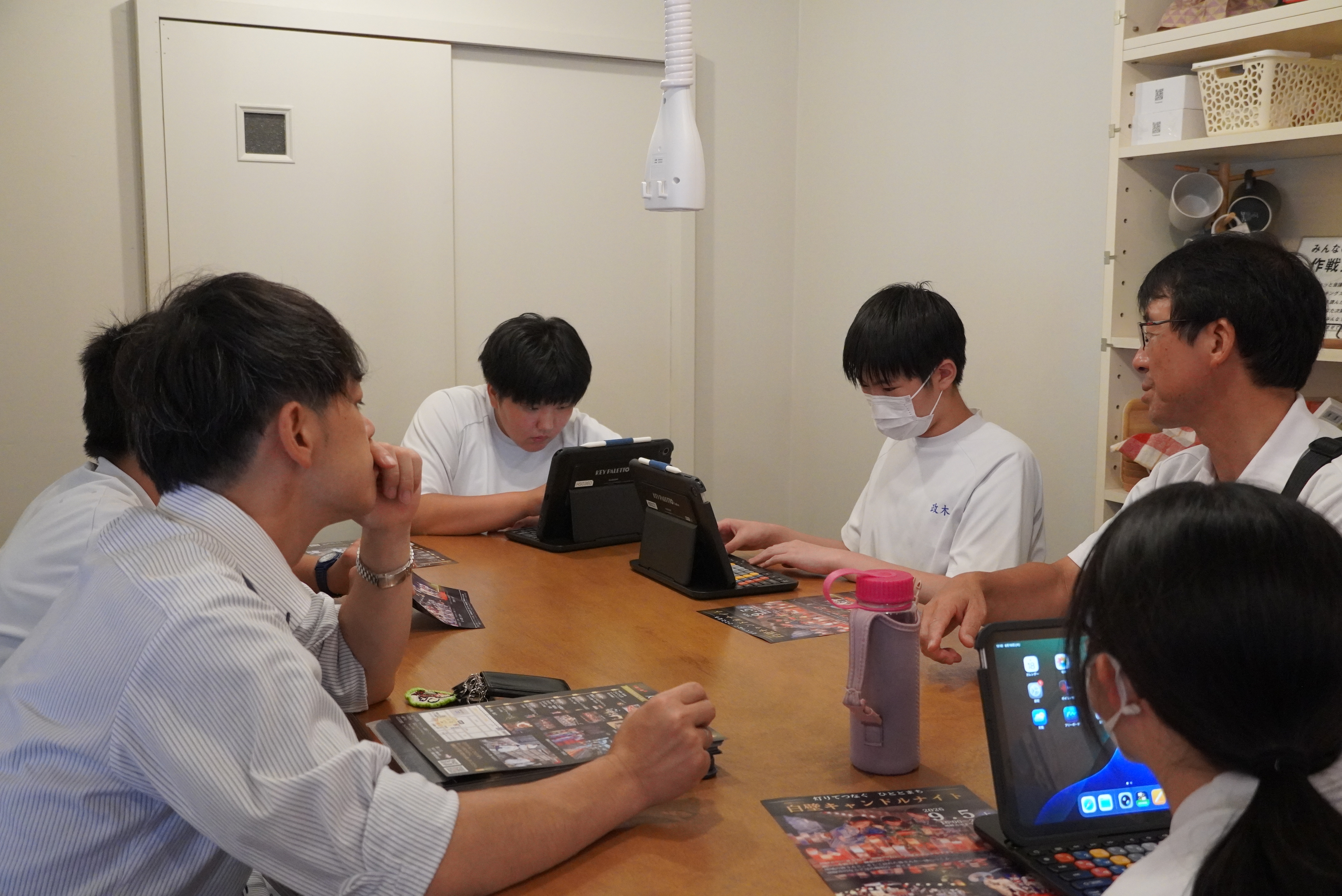 白壁キャンドルナイトに向け中学生と小学生が盆踊りの稽古に挑戦