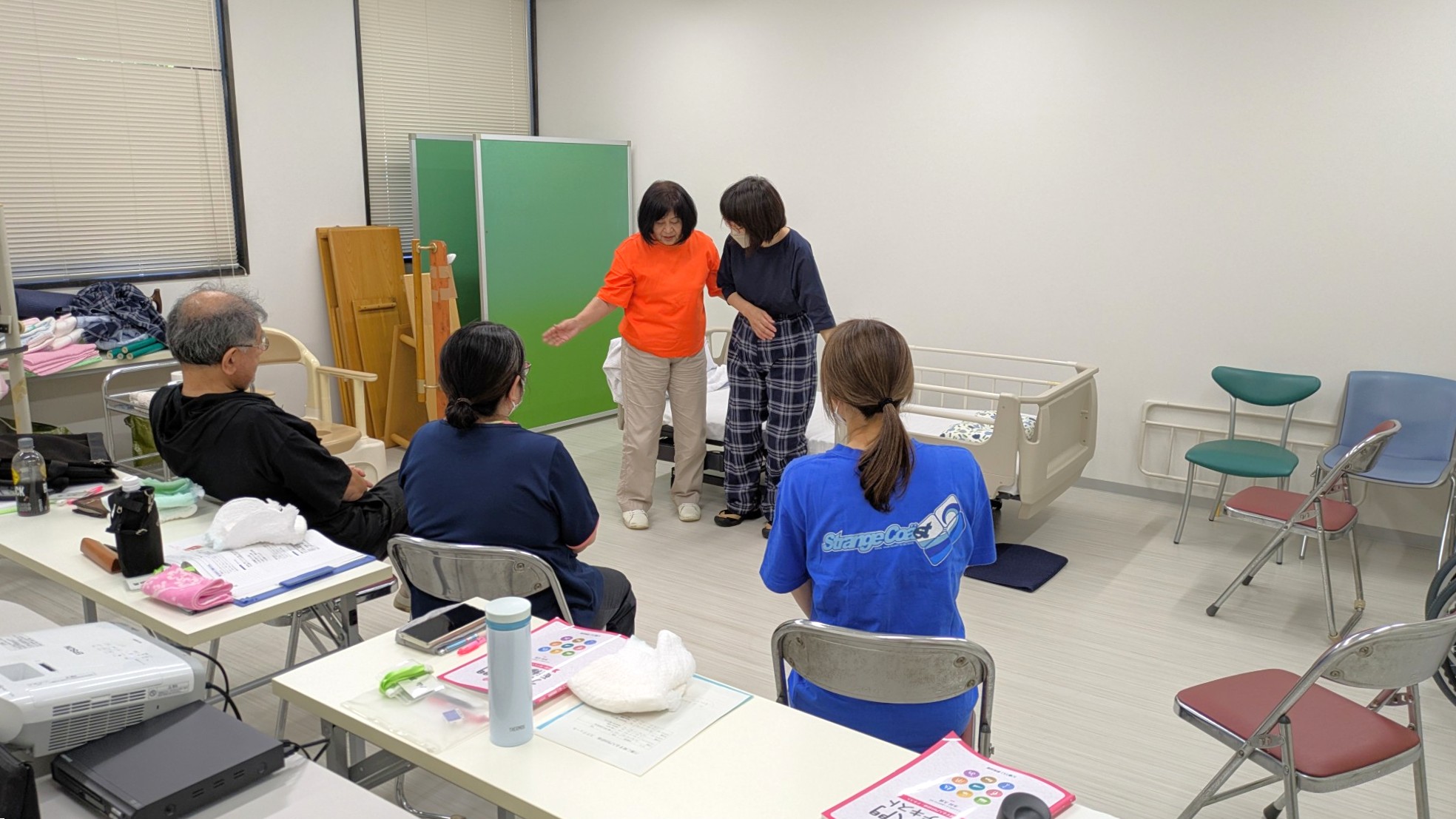 介護に関する入門的研修を実施しました