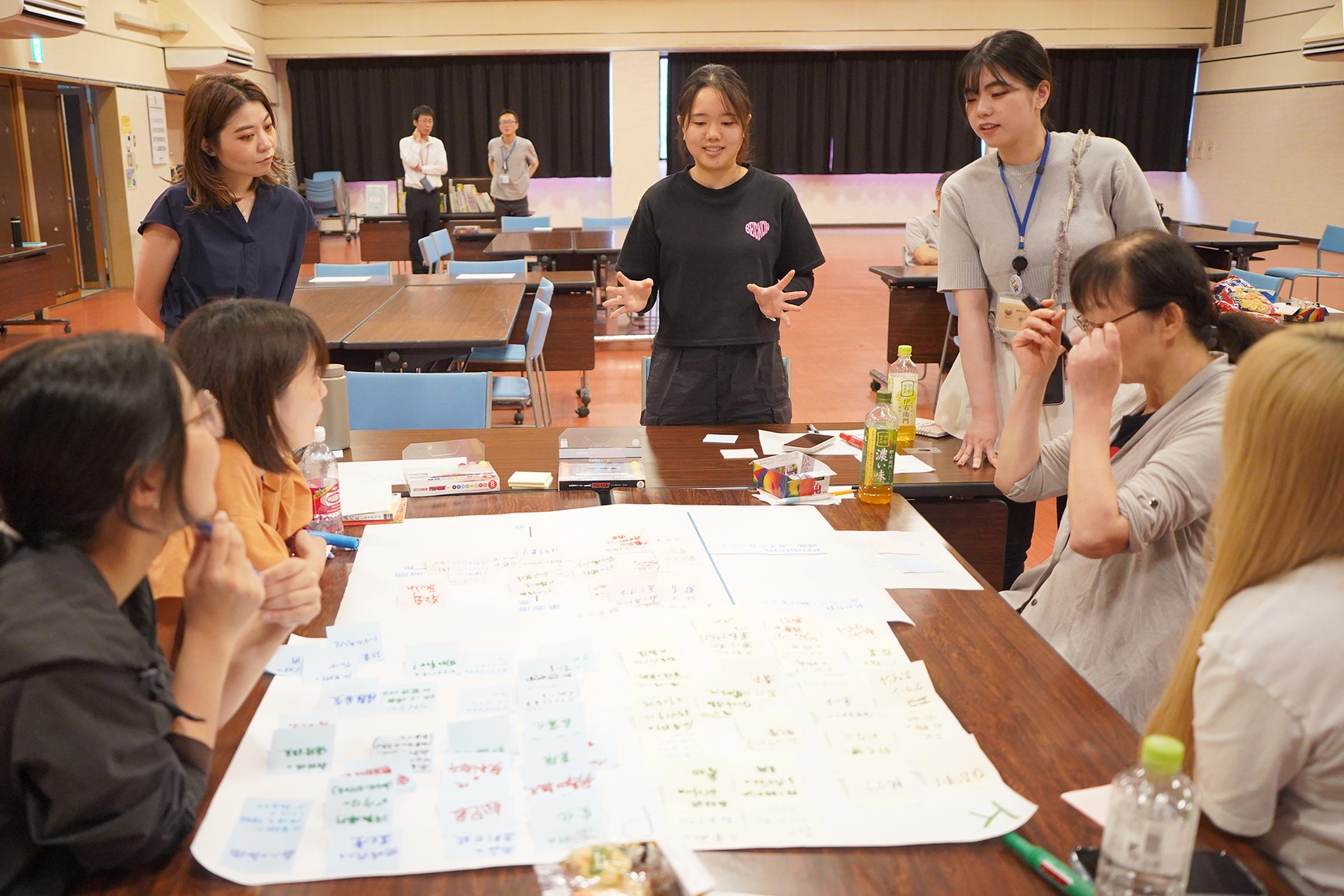 興味や関心があることの実践に向けて仲間と話し合いました