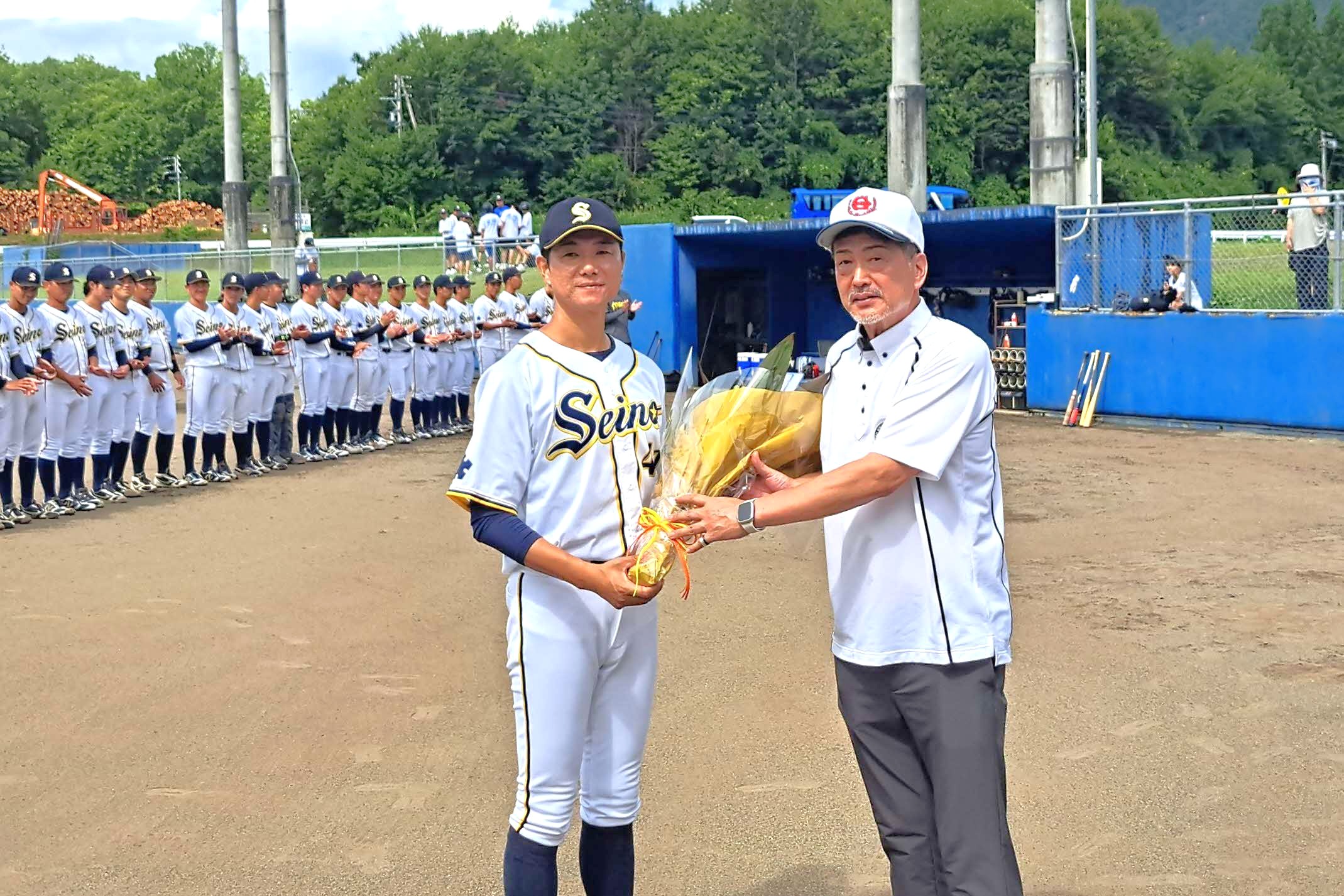 社会人野球の西濃運輸野球部を迎え「ベースボールサミット」開く