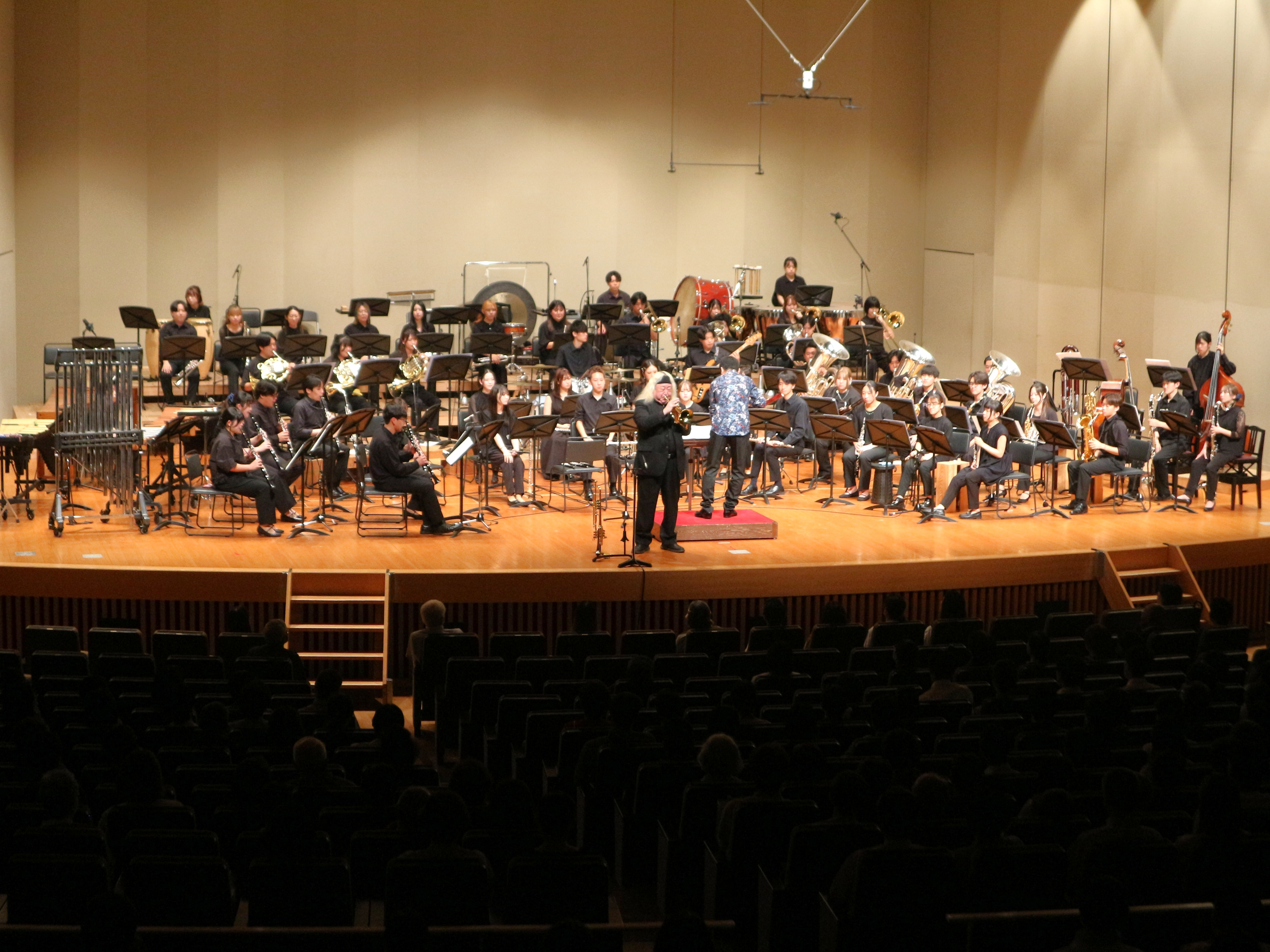 名古屋音楽大学シンフォニックウインズが迫力の演奏を披露