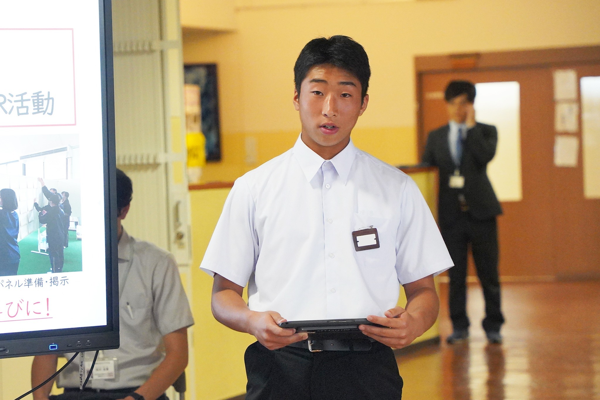 古川中学校の生徒が江崎知事と意見交換