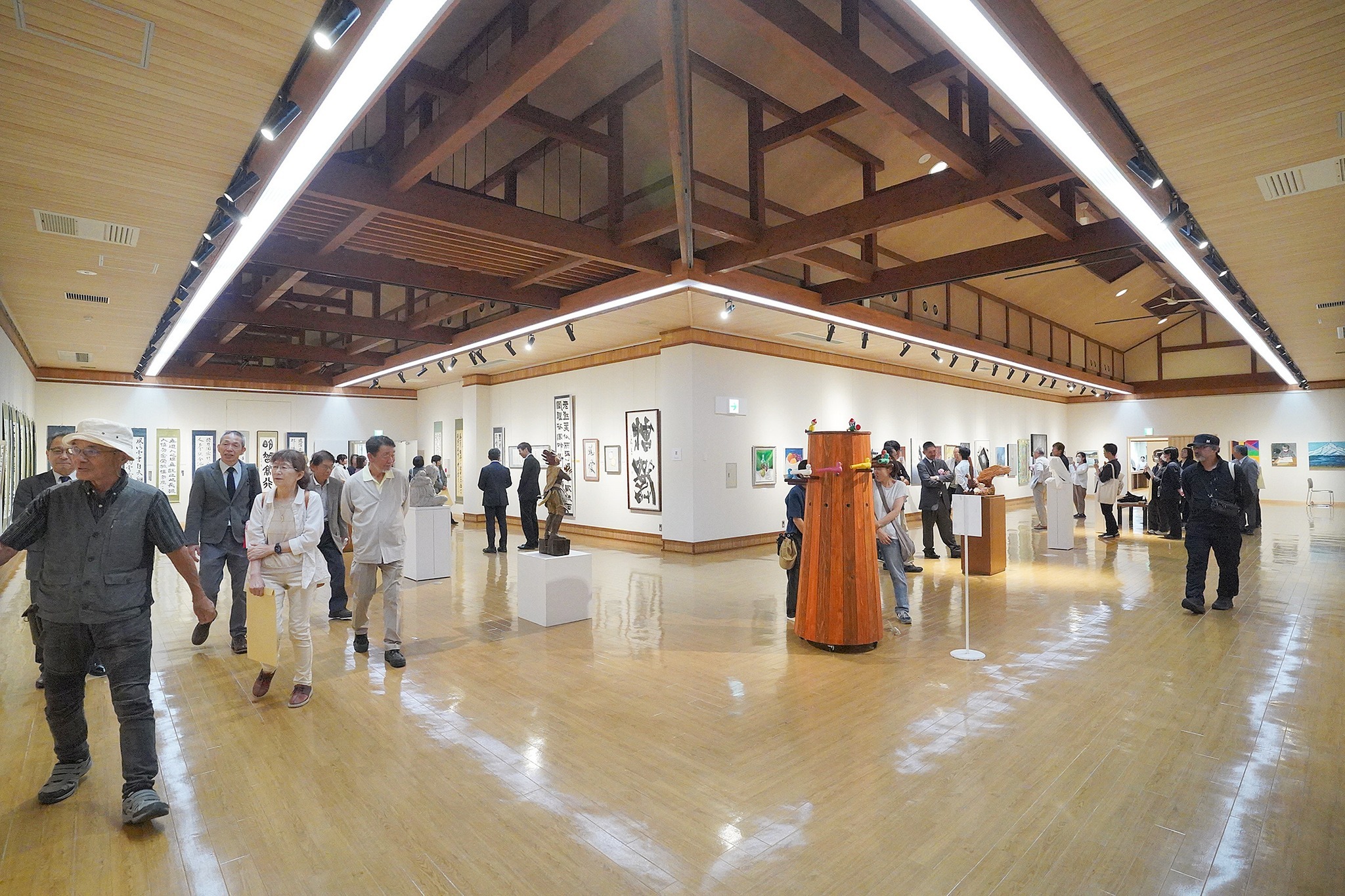 第22回飛騨市美術展の開場式が行われました