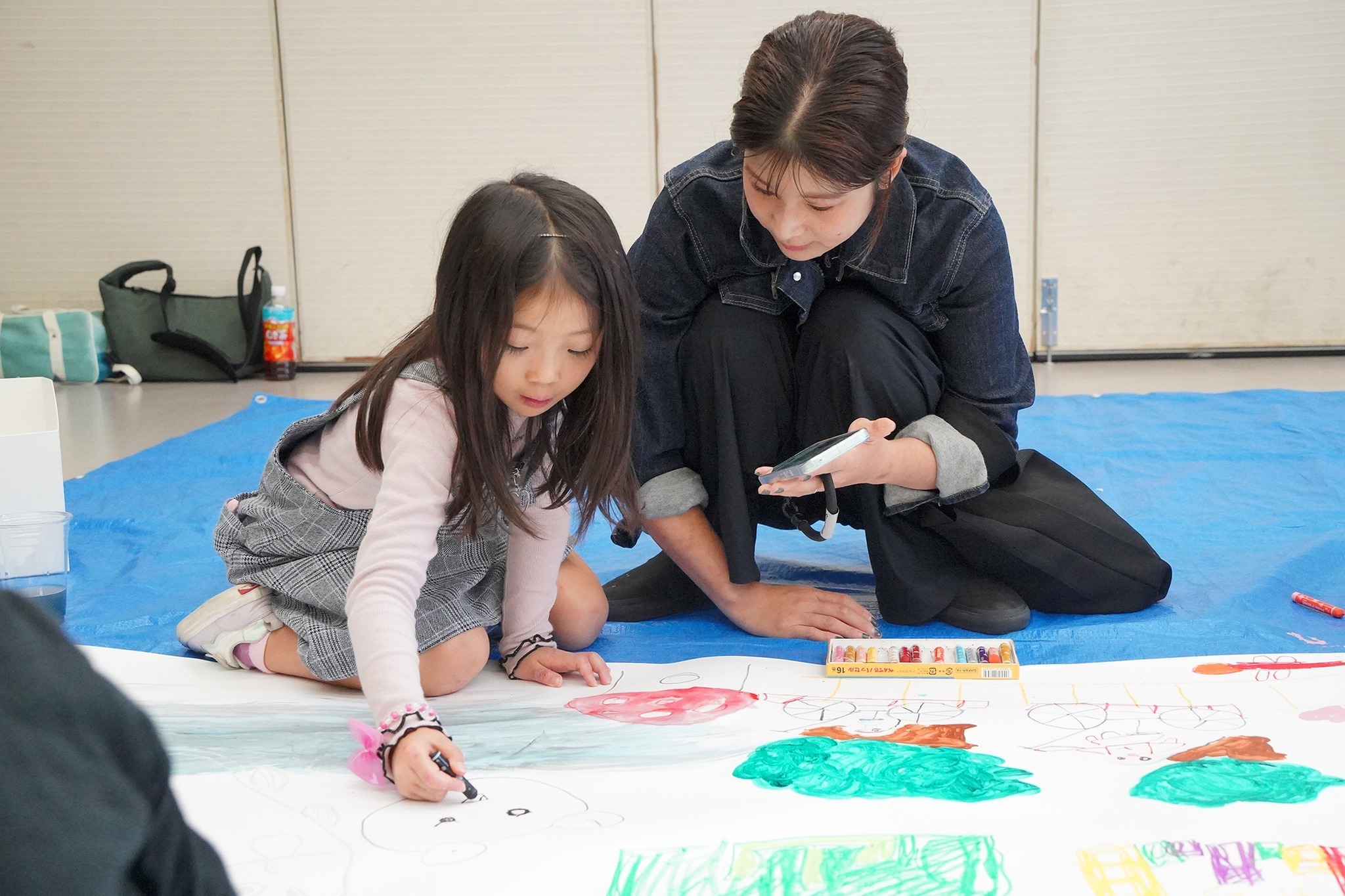 神岡中3年生の有志4人が「神岡を描く」講座を開催