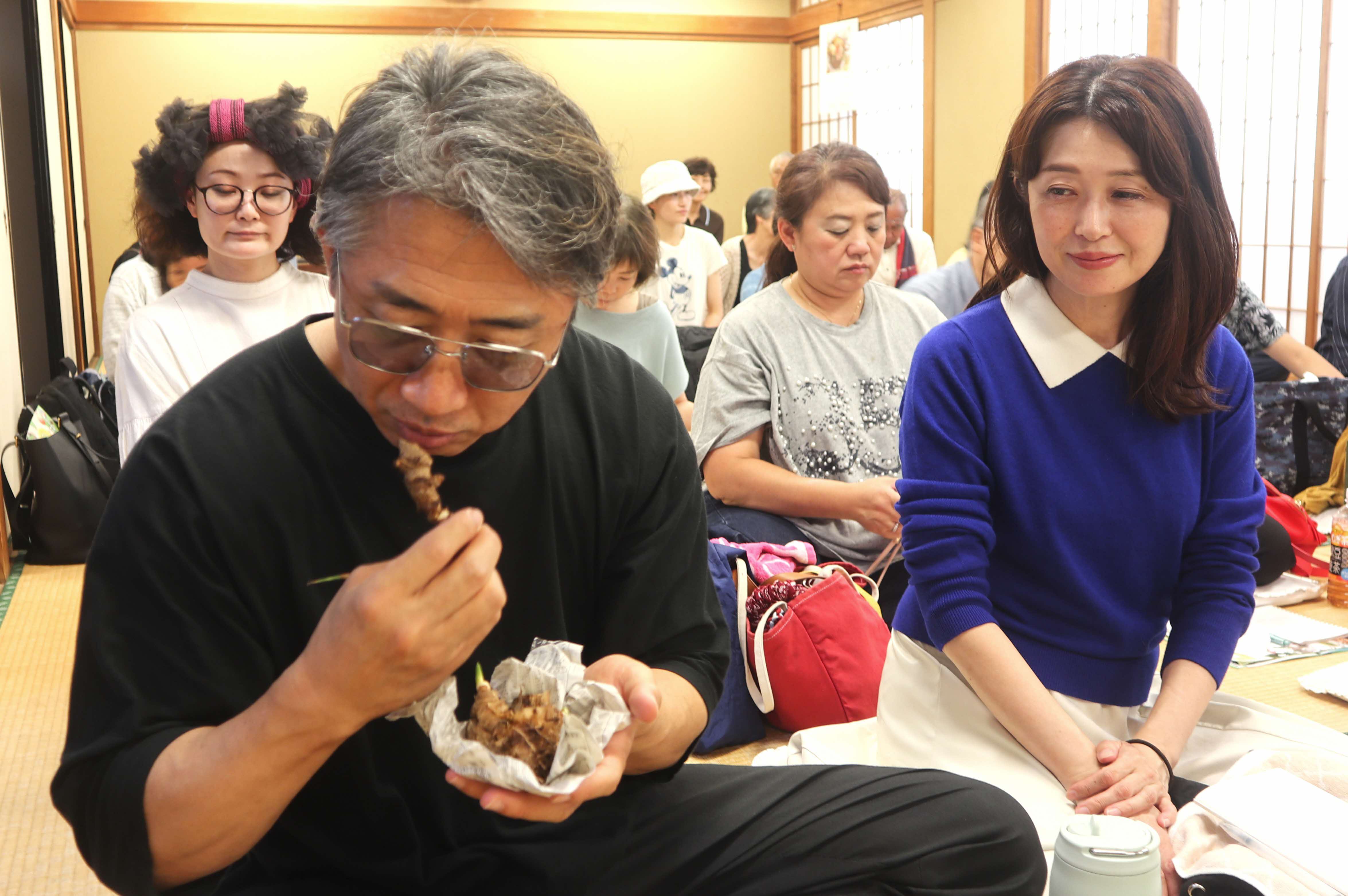 内藤記念くすり博物館を飛騨市の「薬草まちづくりパートナー」に委嘱