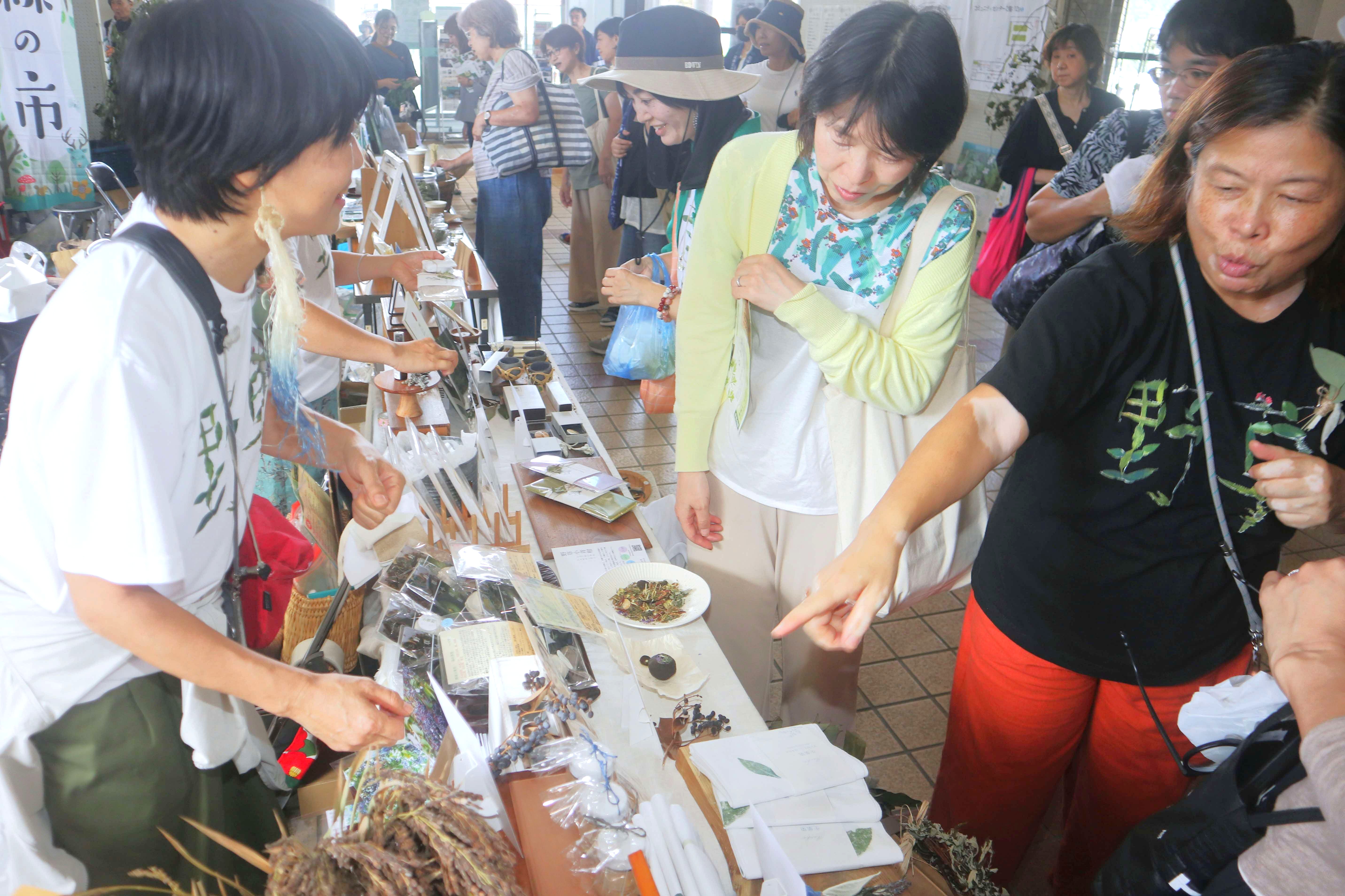 全国の薬草マニアが飛騨古川へ！ 過去最大規模で薬草フェスを開催