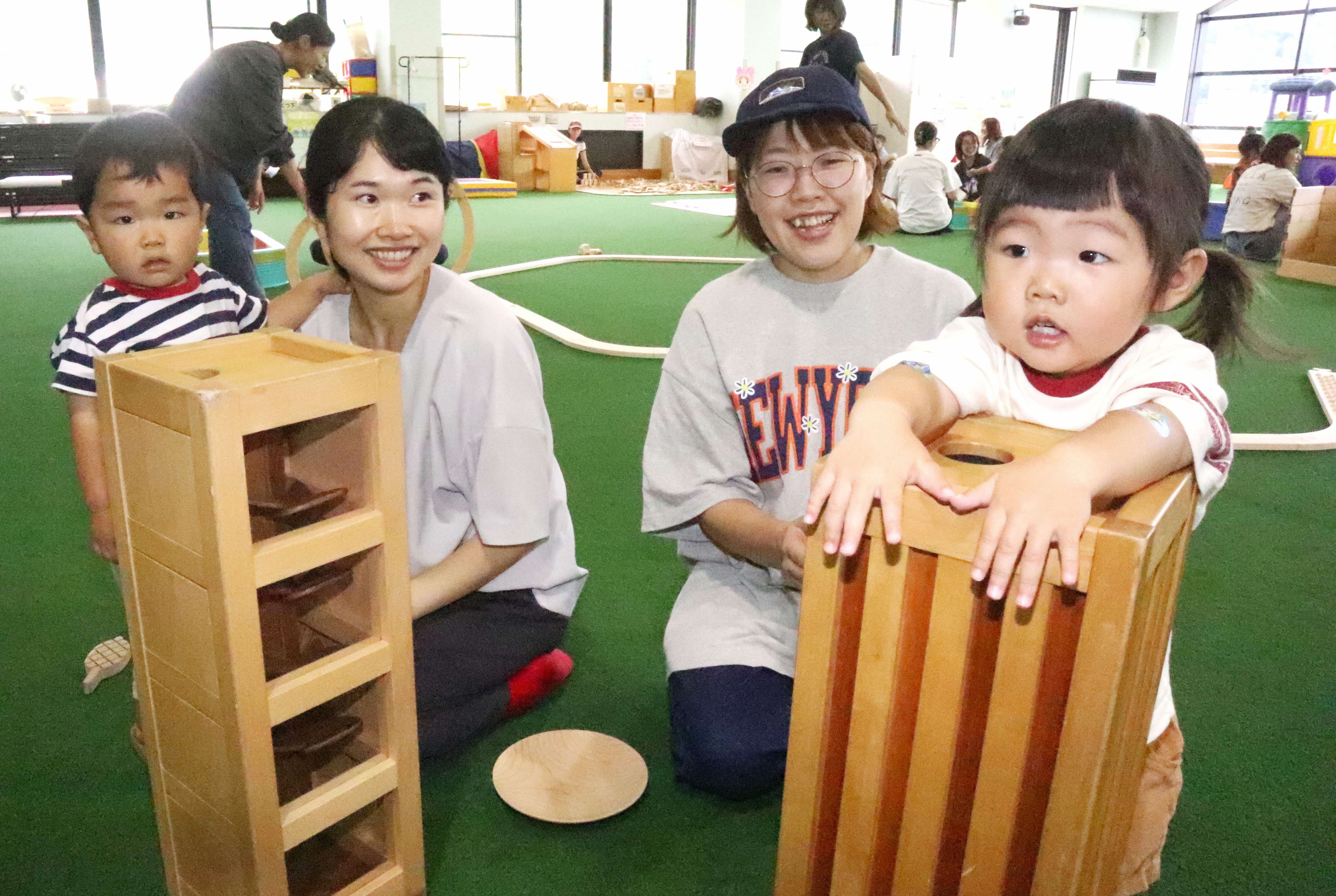 木のおもちゃがよりどりみどり～ぎふ木遊館が古川へ