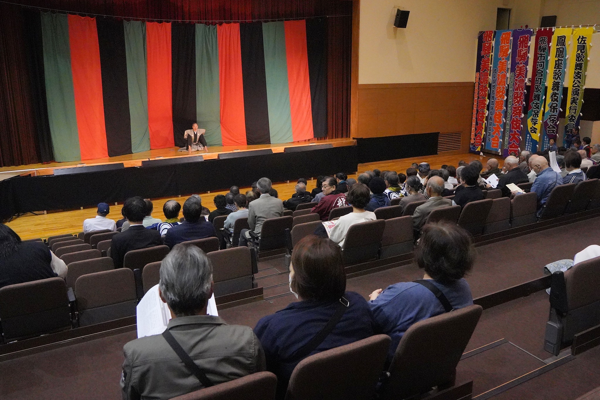 「飛騨・美濃歌舞伎大会」が飛騨市で開催されました