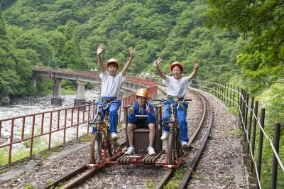 元市議会議員・葛谷寛德氏が「旭日小授章」を受章されました