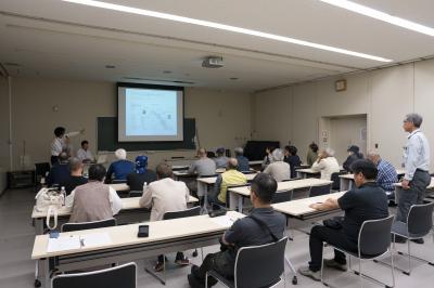 クマの生態を知り被害対策を考える会を開催