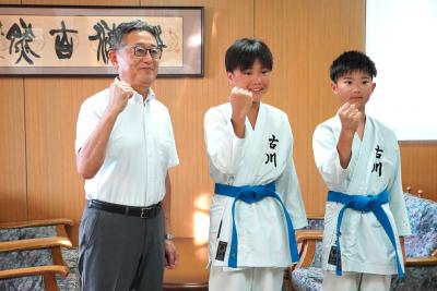 全日本少年少女空手道選手権大会へ出場する選手へ激励会が行われました