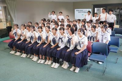 東海吹奏楽コンクールへ出場する「飛騨ジュニアウインドオーケストラ」を激励