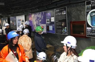 神岡町のスーパーカミオカンデ一般公開が行われました