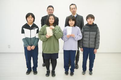 古川小5年生と同校のお米クラブが米の売上金を被災地へ寄附