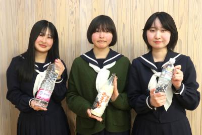 吉城高生が飛騨市の水の良さについてＰＲイベントを開催