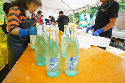 「飛騨かわい雪中酒」の蔵出しと出荷作業が行われました