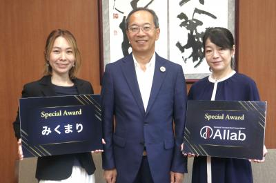 「ビューティー・ジャパン岐阜」入賞の斉藤さんと平林さんが喜びを報告